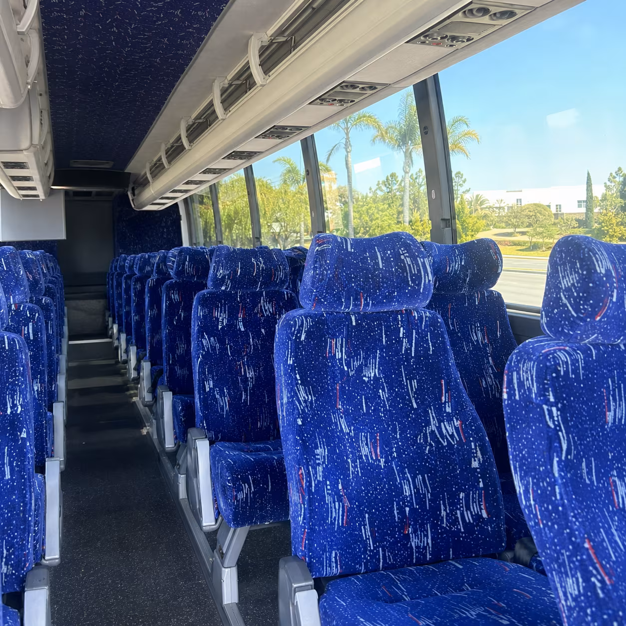 charter bus shuttle service at chattanooga metropolitan airport cha