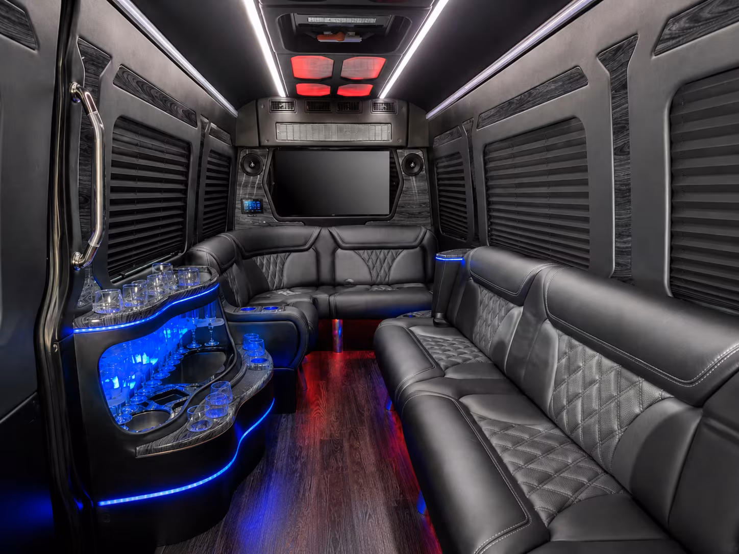 chattanooga 25 passenger party bus