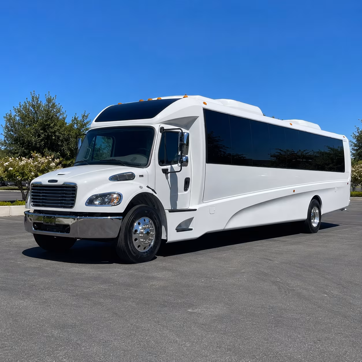 chattanooga 30 passenger minibus