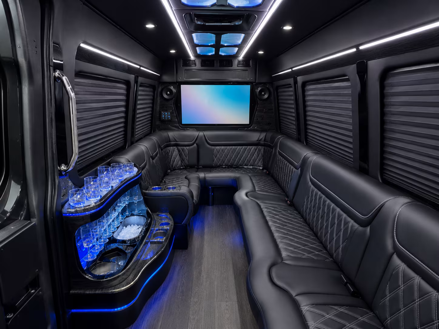 chattanooga sprinter limousine inside