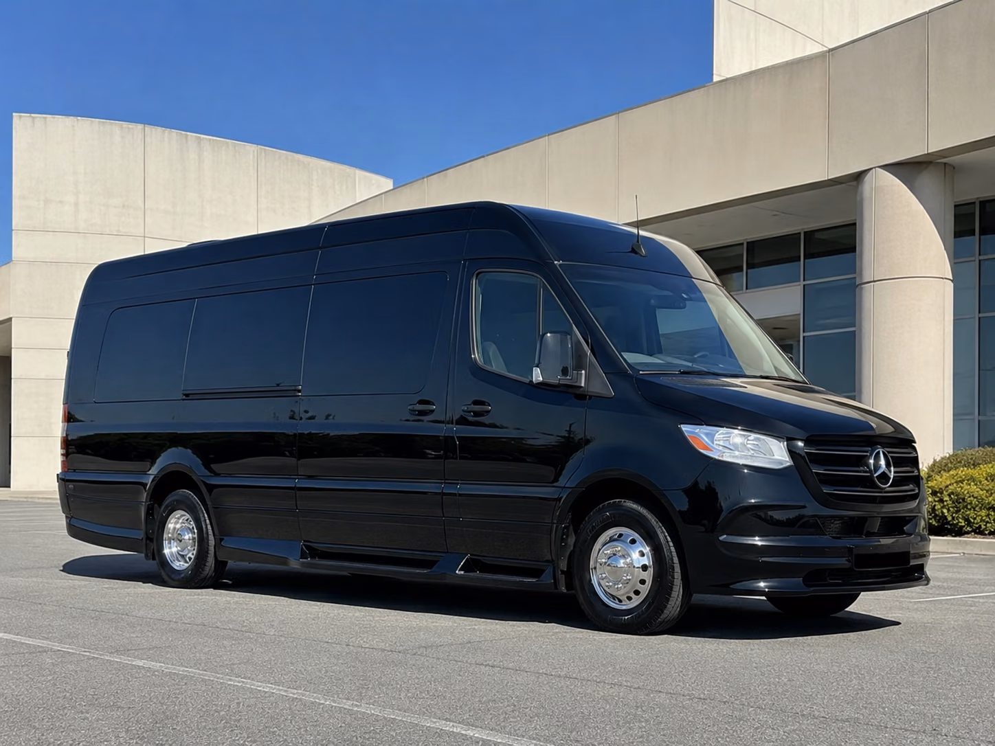 chattanooga sprinter van with driver