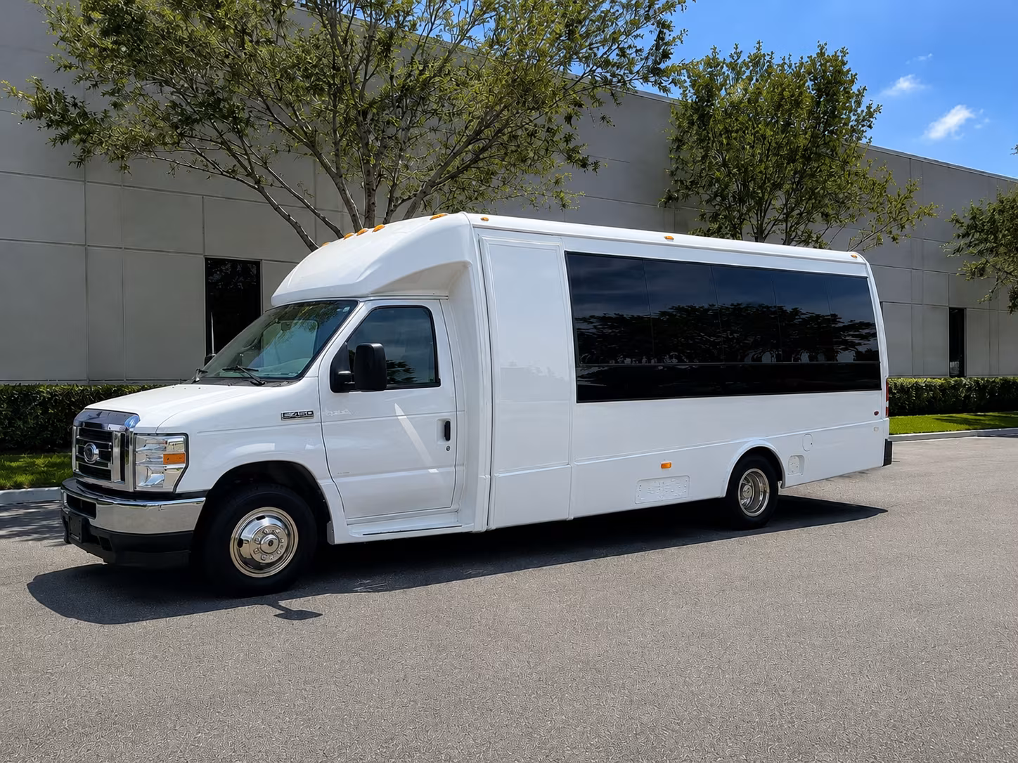 chattanooga wine tour brewery transportation onboard seating